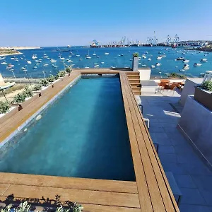 https://south32.hotelssaintjulians.com